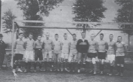 Gründungsmitglieder waren