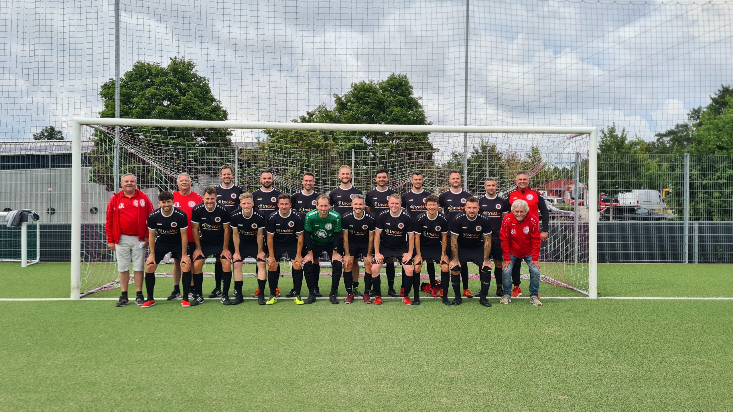 Gruppenbild der Ü32-Mannschaft in Ulm